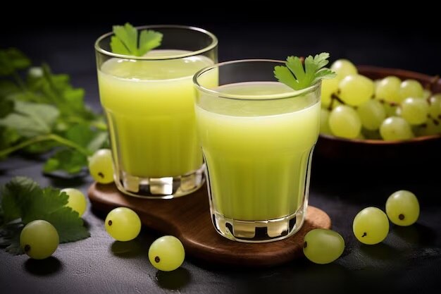 Juice Benefits: ખાલી પેટ આ ફળનું જ્યુસ સ્વાસ્થ્ય માટે અમૃત સમાન, આ ગંભીર બીમારીથી મળશે છુટકારો