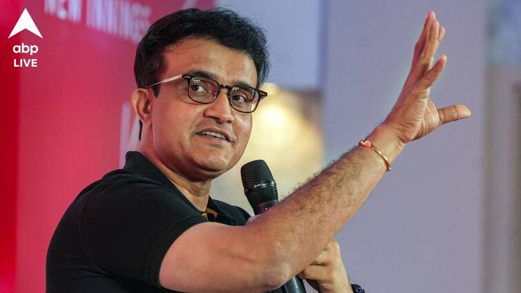 Sourav Ganguly wish to meet with teenager fan who came to his Kolkata residence at Behala without informing parents ABP exclusive Sourav Ganguly: প্রিয় তারকার দর্শন পেতে বাঁকুড়া থেকে বেহালায়! কিশোর ভক্তের সঙ্গে দেখা করবেন সৌরভ