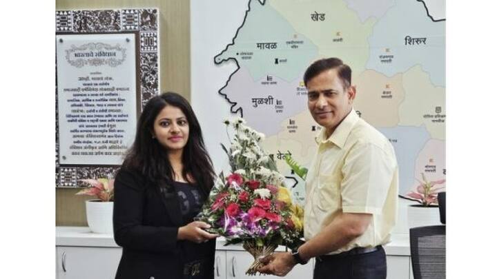 दिलीप खेडकर यांनी आपला उमेदवारी अर्ज भरताना संपत्तीची माहिती दिली आहे. त्यानुसार, त्यांची एकूण संपत्ती 40.50 कोटी एवढी असून पुणे, अहमदनगर आणि नवी मुंबईतही त्यांचे फ्लॅट आहेत.