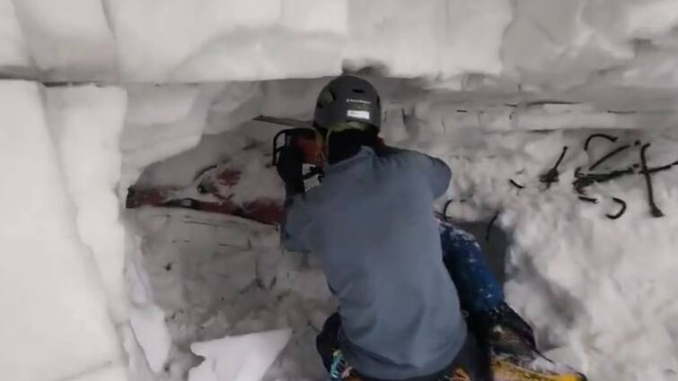 Indian army recover 3 dead bodies of missing soldier in ladakh after 9 month Indian Army: सेना को मिले महीनों से बर्फ में दबे तीन सैनिकों के शव, जानें कब और कैसे शहीद हुए थे ये जांबाज जवान