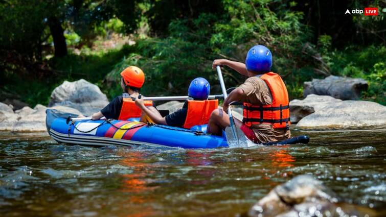 enjoy river rafting in this city of UP travel monsoon trip best places in uttar pradesh River Rafting: अब रिवर राफ्टिंग के लिए नहीं जाना पड़ेगा ऋषिकेश, यूपी के इस शहर में उठाएं लुत्फ