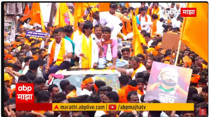 बीड शहरातील शांतता रॅलीसाठी 80 भोंगे बसवण्यात आले असून 800 स्वयंसेवक सज्ज आहेत. तसेच आपत्कालीन परिस्थितीसाठी 12 रुग्णवाहिका असून त्यातील 4 कार्डियाक रुग्णवाहिका आहेत. घरासाठी 3500 पुरुष स्वयंसेवक व 1500 महिला स्वयंसेवक सज्ज असून 15 डॉक्टरांची नेमणूक करण्यात आली आहे.