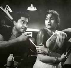 બૉલિવૂડની આ 8 મુસ્લિમ અભિનેત્રીઓએ હિંદુ અભિનેતા સાથે કર્યા હતા લગ્ન, જાણો કેવી ચાલી રહી છે બધાની જિંદગી