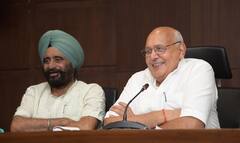 कृषि मंत्री इस मुद्दे पर देने लगे 'ज्ञान'! हंसी का जिक्र अखिलेश यादव ने बता दिया किसे हो रहा नफा-नुकसान