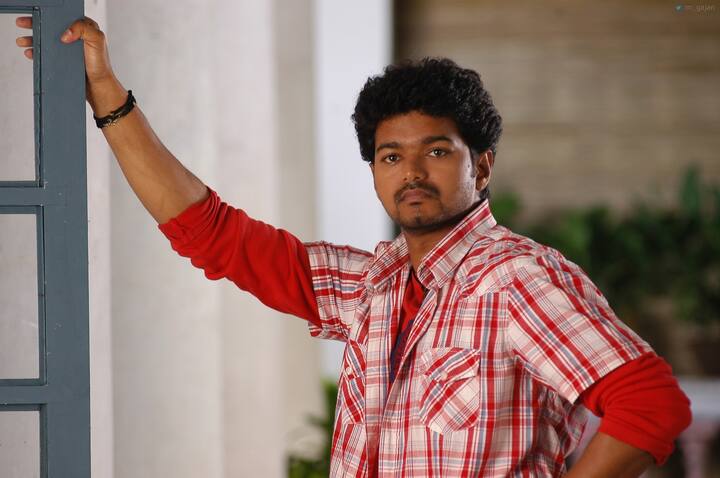 விஜய் நடிப்பில் வெளிவந்த போக்கிரி படத்திற்கு மணி சர்மா இசை அமைத்திருந்தார். வசந்த முல்லை, டோலு டோலு, மாம்பழமா மாம்பழம் என்ற பாடல்கள் பட்டி தொட்டி எங்கும் ஒலித்தன. பதி பதி தளபதி என்ற தீம் மியூசிக்கும் வெறித்தனமாக இருக்கும்.