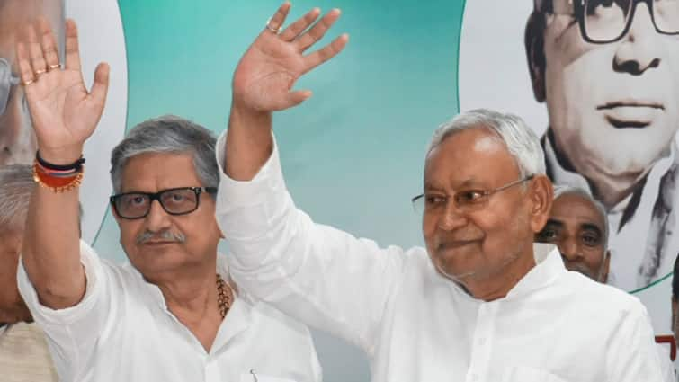 Nitish Kumar Party JDU Gave Tension Before the Union Budget 2024 Bihar Special State Status Special Package Budget 2024: 'विशेष राज्य का दर्जा अगर नहीं मिला...', बजट से पहले नीतीश कुमार की पार्टी ने दे दी टेंशन!