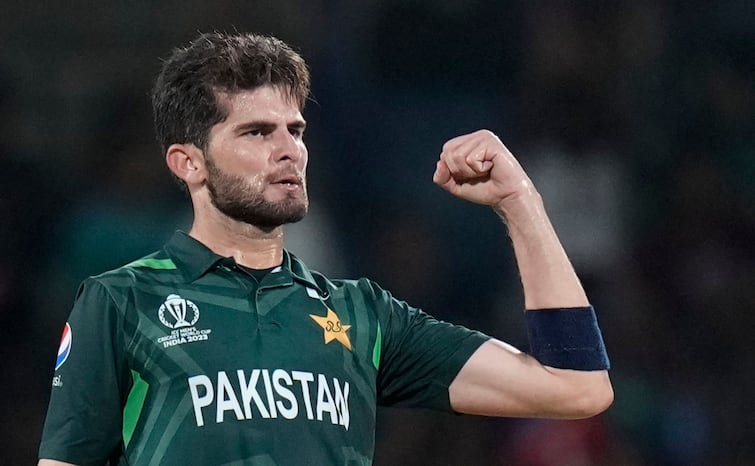 Head coach Gary Kirsten and assistant coach Azhar Mahmood accused Shaheen Afridi in a report of Pakistan Cricket Board PCB Shaheen Afridi: एक रिपोर्ट से पाकिस्तान क्रिकेट में हड़कंप! शाहीन अफरीदी पर लगा बगावत का आरोप, टीम में बढ़ी टूट