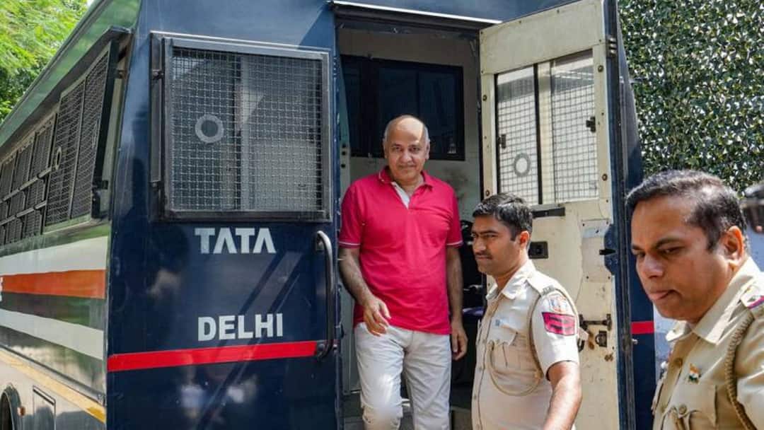 Delhi Excise Policy Scam Case Manish Sisodia Bail Plea Hearing Extended Judge Sanjay Kumar Leave Panel Manish Sisodia Bail Plea: मनीष सिसोदिया की जमानत पर सुप्रीम कोर्ट में क्या हुआ? जज ने खुद को सुनवाई से कर लिया अलग