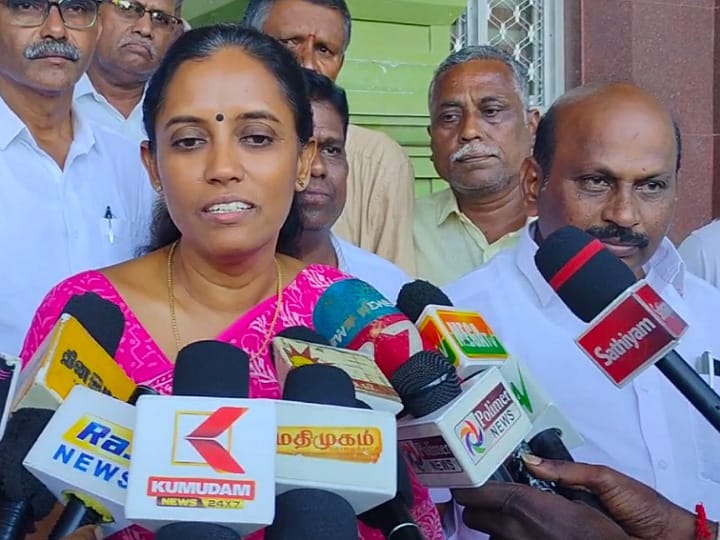 அண்ணாமலைக்கு அரசியல் நாகரிகமும் தெரியாது; முதிர்சியும் கிடையாது: ஜோதிமணி சரமாரி தாக்கு