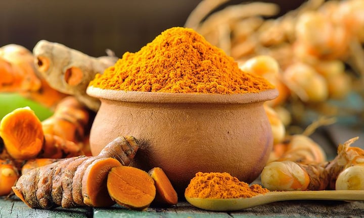 Many studies have also shown that curcumin has neuroprotective properties. Because of this, turmeric was considered a cure for Alzheimer's.