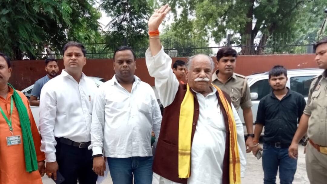 Hathras stampede BKU Bhanu faction demand to arrest bhola baba narayan sakar hari ann Hathras Stampede: 'बाबा की गिरफ्तारी का विरोध किया तो फाड़ देंगे खोपड़ा', BKU भानु गुट ने दी चेतावनी