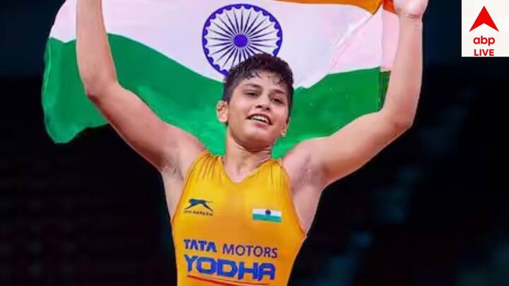 অন্তিম পাঙ্ঘাল প্যারিস অলিম্পিক্সে পদক জয়ের অন্যতম দাবিদার। ওয়ার্ল্ড চ্যাম্পিয়নশিপে ব্রোঞ্জ জিতেছিলেন এই কুস্তিগীর কিশোরী।