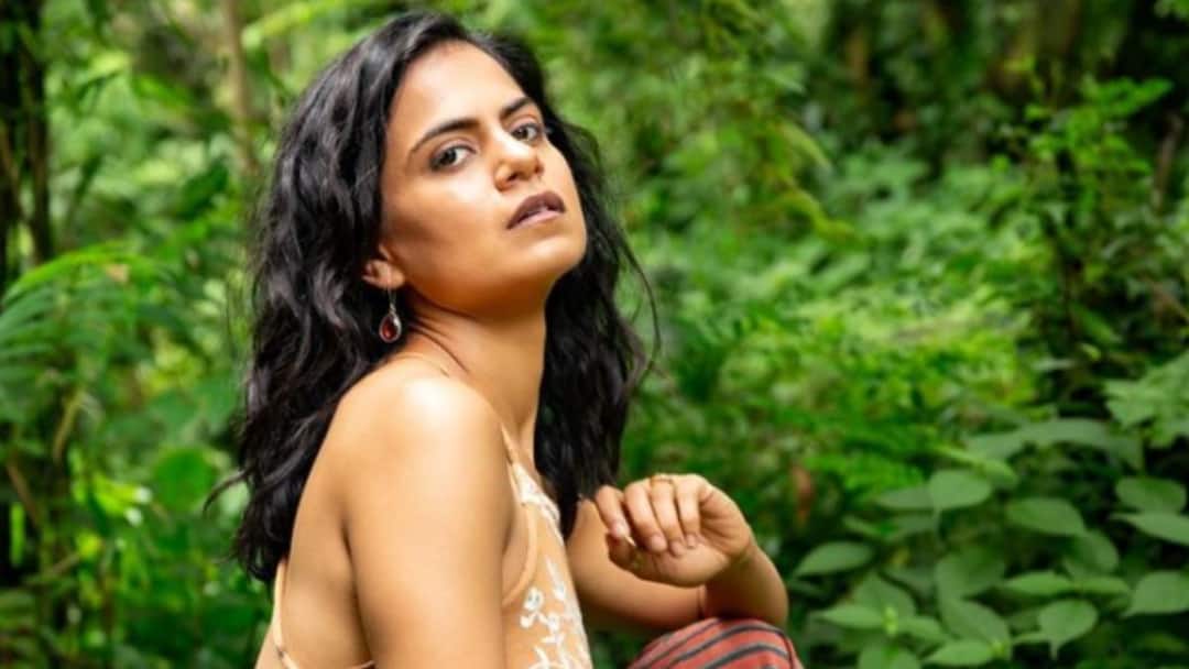 Mirzapur season 3 radhiya aka prashansa sharma talked about kulbhushan kharbanda and divyendu sharma ‘मिर्जापुर’ की ‘नौकरानी रधिया’ ने सुनाया दिल का हाल, कहा- ‘अपने किरदार से घिन आने लगी थी, कोई गलती से छू लेता था तो…’