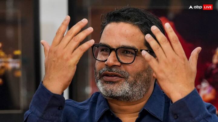 Prashant Kishor Latest News: बिहार में साल 2025 में विधानसभा के चुनाव होने हैं, जिन्हें लेकर पीके ने कुछ समय पहले संकेत दिए थे कि जन सुराज सूबे की सभी 243 सीटों पर ताल ठोंकेगी.