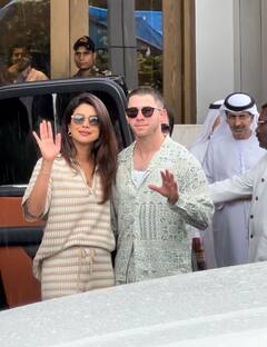 अनंत-राधिका की ग्रैंड वेडिंग के लिए पति निक संग मुंबई पहुंचीं प्रियंका चोपड़ा, एयरपोर्ट पर दिखा कूल लुक