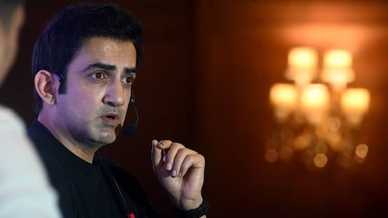 BCCI turned down Head coach Gautam Gambhir demand to join Indian cricket team from Zimbabwe tour Gautam Gambhir: BCCI के आगे गौतम गंभीर की भी नहीं चली? बोर्ड ने ठुकरा दी हेड कोच की यह बड़ी मांग!