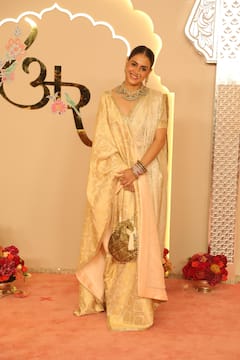 Anant-Radhika Wedding : महाराष्ट्राचे लाडके दादा- वहिनी पोहचले अनंत राधिकाच्या लग्नात!