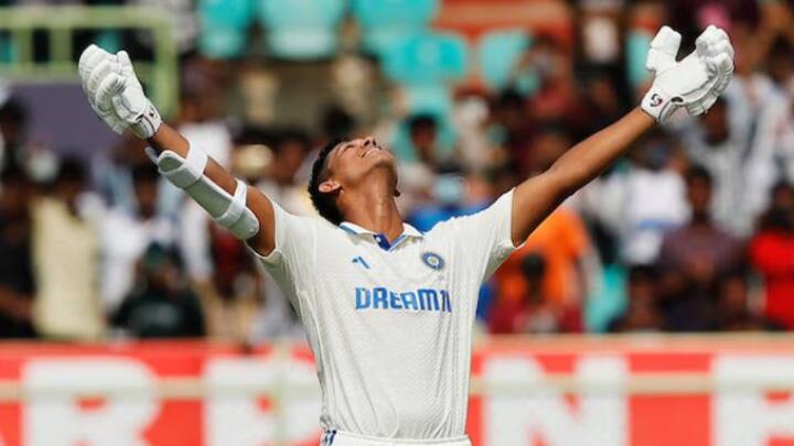 নিজের যোগ্যতা বলেই টিম ইন্ডিয়ার অনিবার্য সদস্য হয়ে উঠেছেন বাঁ হাতি এই ব্যাটার।