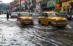 West Bengal Weather : ঝমঝমিয়ে বৃষ্টি, কড়কড় বাজ, শনিবার কোন কোন জেলায় আবহাওয়া দুর্যোগময়?