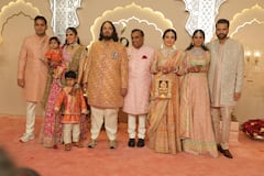 Ambani Family: अंबानींची गोल्ड-डायमंड फॅमिली; अनंत-राधिकाच्या लग्नात लेकरा-बाळांसह जावयाचाही थाटमाट