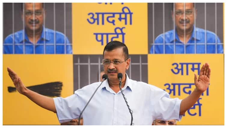 Delhi Liquor Scam Arvind Kejriwal troubles increased, judicial custody extended till July 25 in CBI case सुप्रीम कोर्ट से राहत मिलते ही केजरीवाल की फिर बढ़ गई मुश्किल! जानें किस मामले में लगा झटका