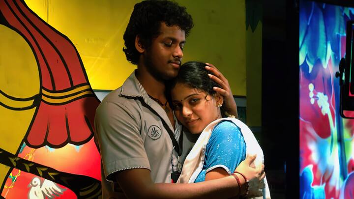 2010 ஆம் ஆண்டு வெளிவந்த அங்காடி தெரு படத்தை இயக்கி இருந்தார் வசந்த பாலன். மகேஷ், அஞ்சலி, பாண்டி ஆகியோர் முக்கியமான கதாபாத்திரத்தில் நடித்து இருந்தனர்.