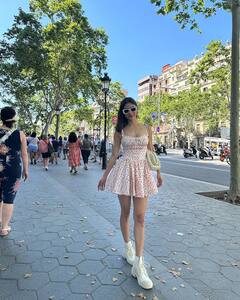 Mouni Roy Photo: મૌની રોયની વેકેશન તસવીરો આગની જેમ થઈ વાયરલ