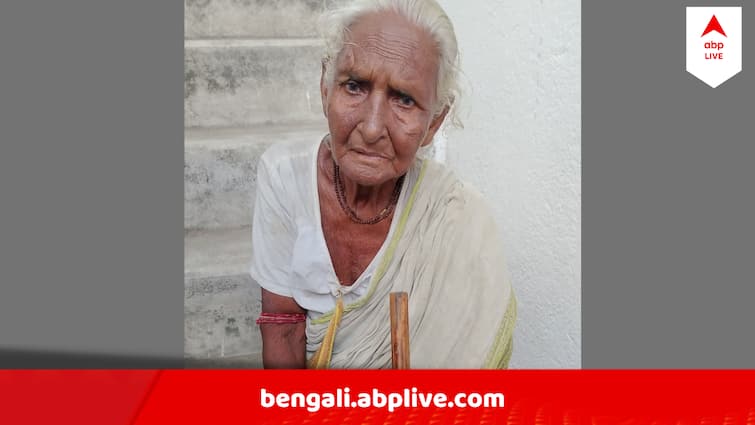 Ham Radio Finds Address  For Helpless 90 years old Woman After She Lost her home North 24 Pargana News : 'খেতে দেয় না ছেলে-বউরা' খাবারের খোঁজে রাস্তা হারালেন বৃদ্ধা, ঠিকানা খুঁজে দিল হ্যাম রেডিও