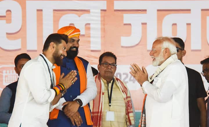 एक्सपर्ट्स का मानना है कि पीके के 150 सीटों पर 'डीएम' और 'ईबीसी' दांव से बीजेपी को गिरी से गिरी हालत में 30-40 सीटों पर राहत मिलेगी.