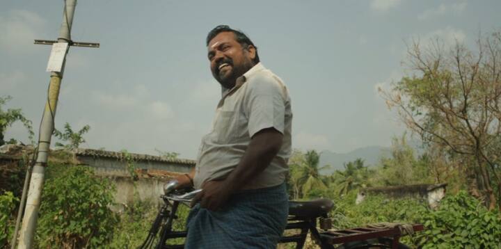 படத்தில் காளி வெங்கட் அப்பாவாக நடித்து இருந்தார்.படத்தில் அப்பா கதாபாத்திரத்தை அழுத்தமாக வடிவமைத்திருந்தார் வசந்த பாலன்.