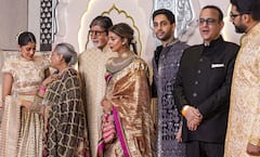 Anant-Radhika की शादी में एक ही छत के नीचे नजर आए रेखा और अमिताभ-जया, तस्वीरें वायरल