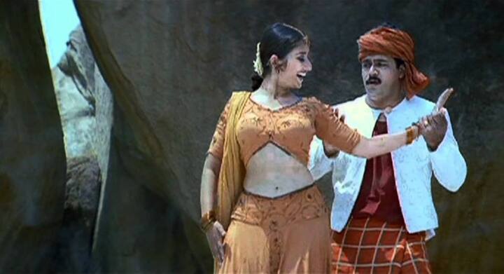 முதல்வன் படத்தில் வரும் குறுக்கு சிறுத்தவளே என்ற பாடலை எழுதி இருந்தார். இந்த வரிகளுக்கு ஏ ஆர் ரஹ்மான் இசை அமைத்திருந்தார்.