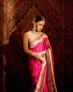Alia Bhatt Saree: అంబానీ పెళ్లిలో అందరి కళ్లన్ని అలియా శారీపైనే - 160 ఏళ్ల నాటి చరిత్ర ఉన్న ఈ చీర ప్రత్యేకతలు ఏంటో తెలుసా?