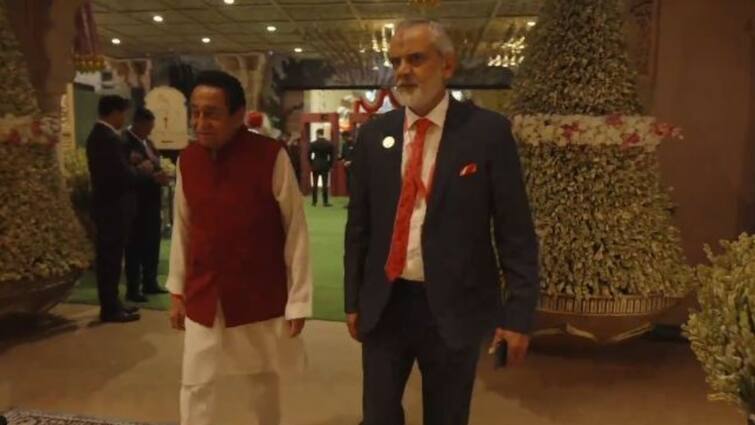 Kamal Nath Reaches Anant Ambani Radhika Merchants Shubh Aashirwad ceremony At Jio World Centre Mumbai मुंबई के जियो वर्ल्ड सेंटर पहुंचे कमलनाथ, अनंत अंबानी और राधिका मर्चेंट को देंगे 'शुभ आशीर्वाद'