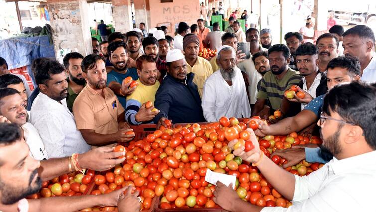 Tomato Prices Likely To Drop Soon With Increased Supply From Andhra Karnataka Tomato Prices Likely To Drop Soon With Increased Supply From Andhra, Karnataka