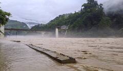 Weather Update Today: আজ ঘনাচ্ছে দুর্যোগ, বাংলার এই জেলাগুলিতে উত্তাল হবে বর্ষা ?