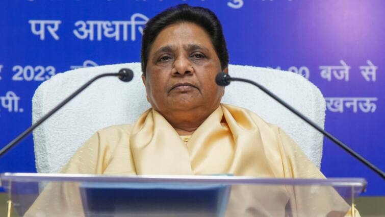 BSP Chief Mayawati React on Ex Agniveer reservations and Agnipath scheme अग्निवीरों के लेकर मायावती ने जताई चिंता, BSP सुप्रीमो बोलीं- 'सरकार इधर-उधर की कर रही बात'