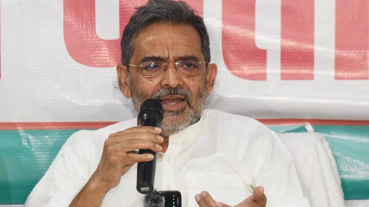 Upendra Kushwaha message to NDA on defeat of JDU candidate Kaladhar Mandal in Rupauli by-election result ANN Rupauli by-election Result: रुपौली में नहीं बच पाई JDU की साख, हार पर NDA को चेताते हुए उपेंद्र कुशवाहा का आया खास संदेश