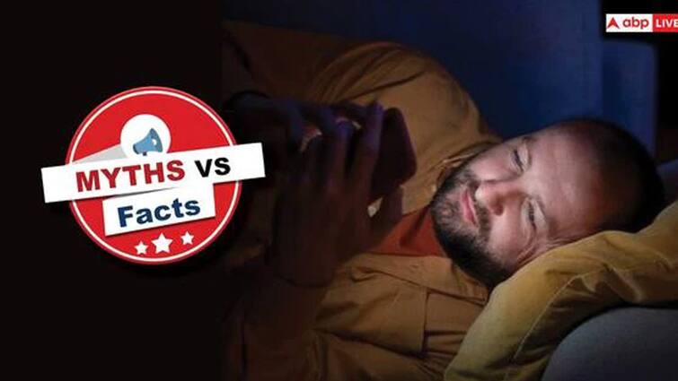 Myth Vs Fact: Does sleeping with the phone close to it also cause cancer? Know what is true Myth Vs Fact: ਫ਼ੋਨ ਨੇੜੇ ਰੱਖ ਕੇ ਸੌਣਾ ਵੀ ਕੈਂਸਰ ਦਾ ਕਾਰਨ ਬਣਦਾ ਹੈ? ਜਾਣੋ ਕੀ ਹੈ ਸੱਚ