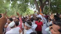 उत्तराखंड उपचुनाव में कांग्रेस ने लहराया परचम, जीत के बाद झूम उठे कार्यकर्ता और नेता