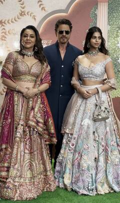 Anant-Radhika Aashirvad Ceremony: शाहरुख खान ने फैमिली संग ली ग्रैंड एंट्री...प्रिंसेस लुक में दिखीं सुहाना खान, तो गौरी ने रेड लहंगे में ढाया कहर