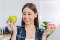 कम खाने या ना खाने से नहीं घटेगा वजन, कहीं आप भी तो नहीं कर रहे ये गलती, जान लें काम की बात