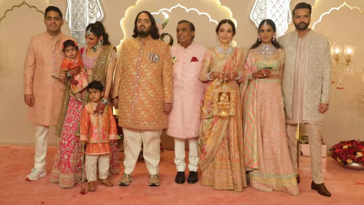 Anant Ambani Wedding:  అంబానీ కుటుంబంలో  నూతన సభ్యురాలిగా మారిన రాధికా మర్చంట్  ఏం చేస్తుంది, ఎక్కడ  చదువుకుంది, ఎంత సంపాదిస్తుందో తెలుసా ..ఆమెకి ఉన్న ప్రత్యేకమైన టాలెంట్ ఇదే