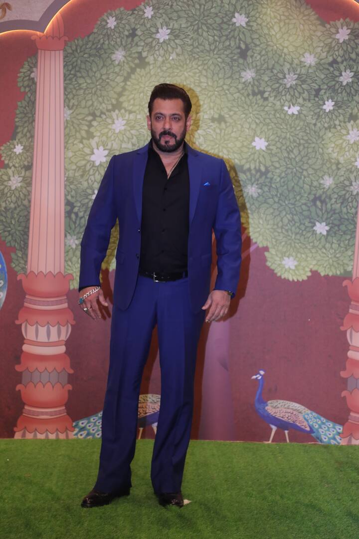 Salman Khan looked dapper in a blue pantsuit and black shirt.