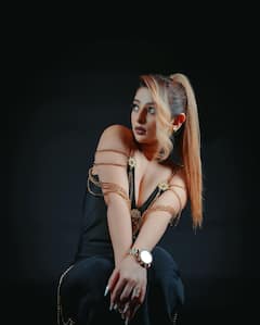 Ankita Dave PHOTO: ઓફ શોલ્ડર ડ્રેસમાં અંકિતા દવેએ કેમેરા સામે આપ્યા ગ્લેમરસ પોઝ