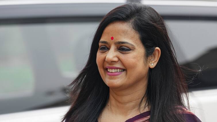 Mahua Moitra targets PM Modi BJP says Tumse Na Ho Payega after Assembly By Election 2024 Results Bengal Bypolls Result 2024: 'लोग कह रहे हैं, तुमसे न हो पाएगा', उपचुनाव के नतीजों पर महुआ मोइत्रा का पीएम मोदी पर तंज