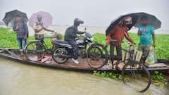 Assam Flood: বিপদ সীমার উপরেই বইছে ব্রহ্মপুত্র, অসমে দগদগে বন্যার ক্ষত