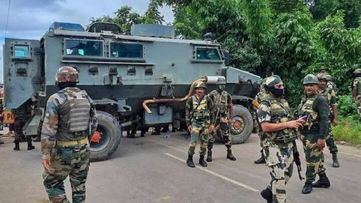 Manipur Jiribam district 1 CRPF personnel killed 2 policemen injured during gun fight with militants மணிப்பூரில் ஓயாத வன்முறை.. ஆயுதம் ஏந்திய குழு நடத்திய தாக்குதல்.. சிஆர்பிஎப் வீரர் படுகொலை!