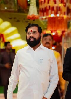 CM एकनाथ शिंदे से लेकर उद्धव ठाकरे तक, अनंत अंबानी-राधिका को आशीर्वाद देने पहुंचे महाराष्ट्र के ये नेता