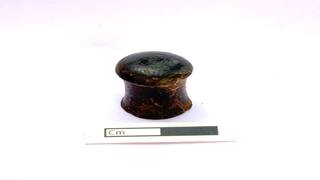 Keezhadi Excavation : கீழடி அகழாய்வில் தந்தத்தினால் செய்யப்பட்ட ஆட்டக்காய்  கண்டெடுப்பு.. விவரம்..